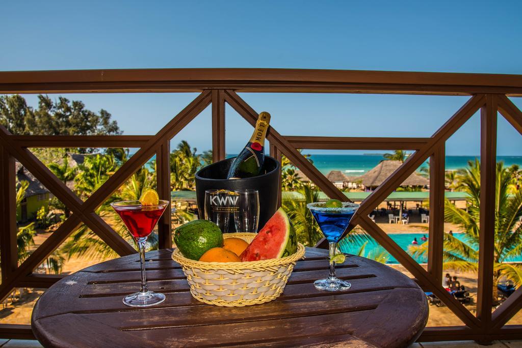 South Beach Resort Dar es Salaam Eksteriør billede